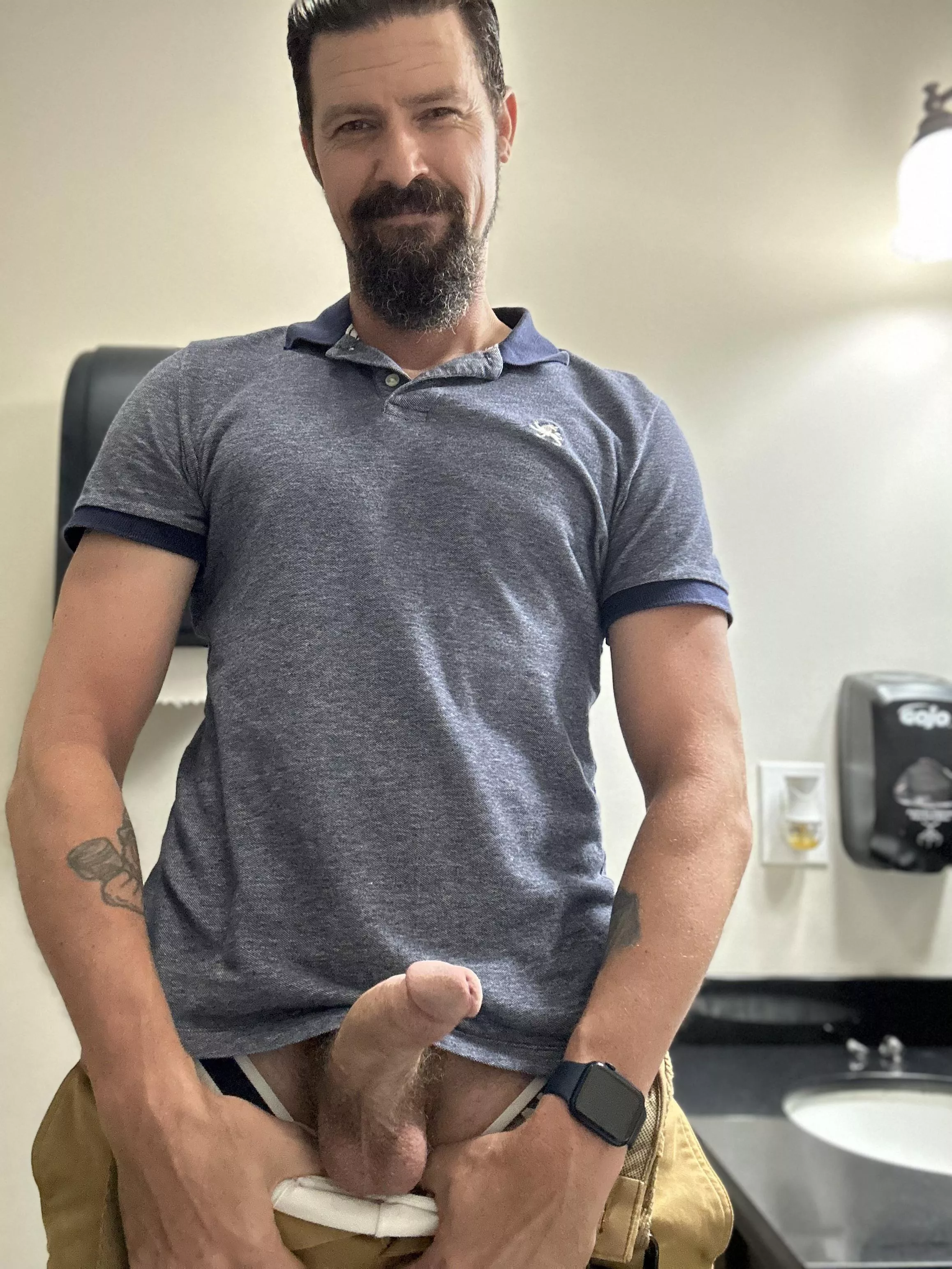 Anyone want to join this (43) daddy for some work bathroom fun?