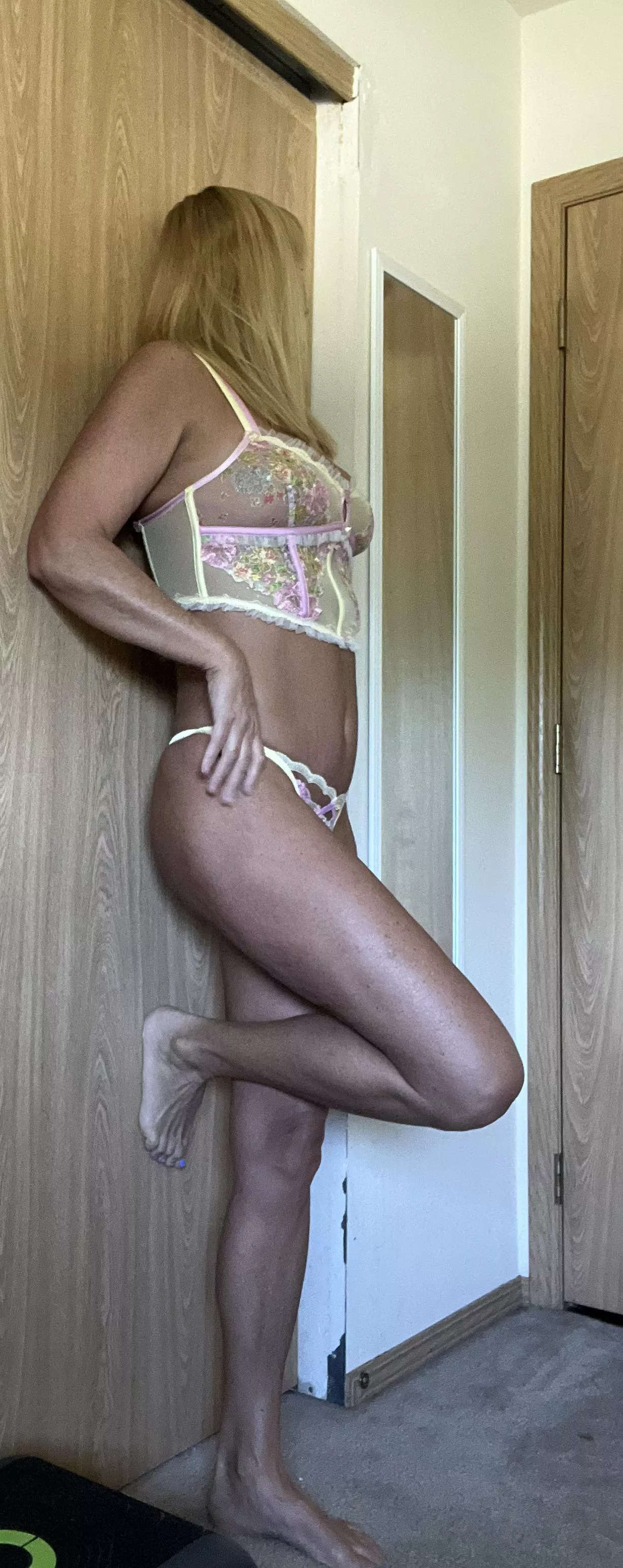 Getting my tan back…love the look!