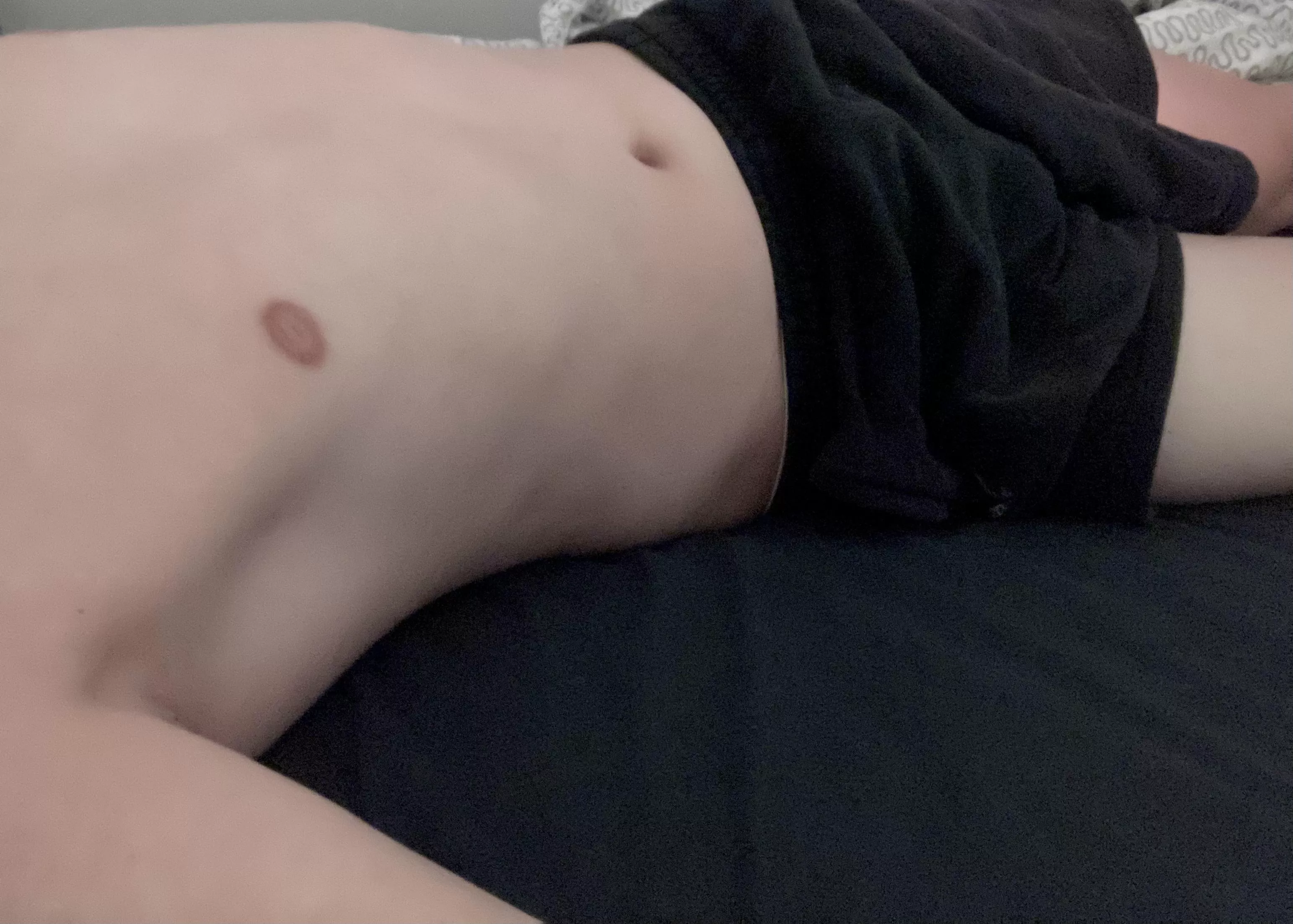 pull it out already and let me do what a good bottom twink should do🤭🤤