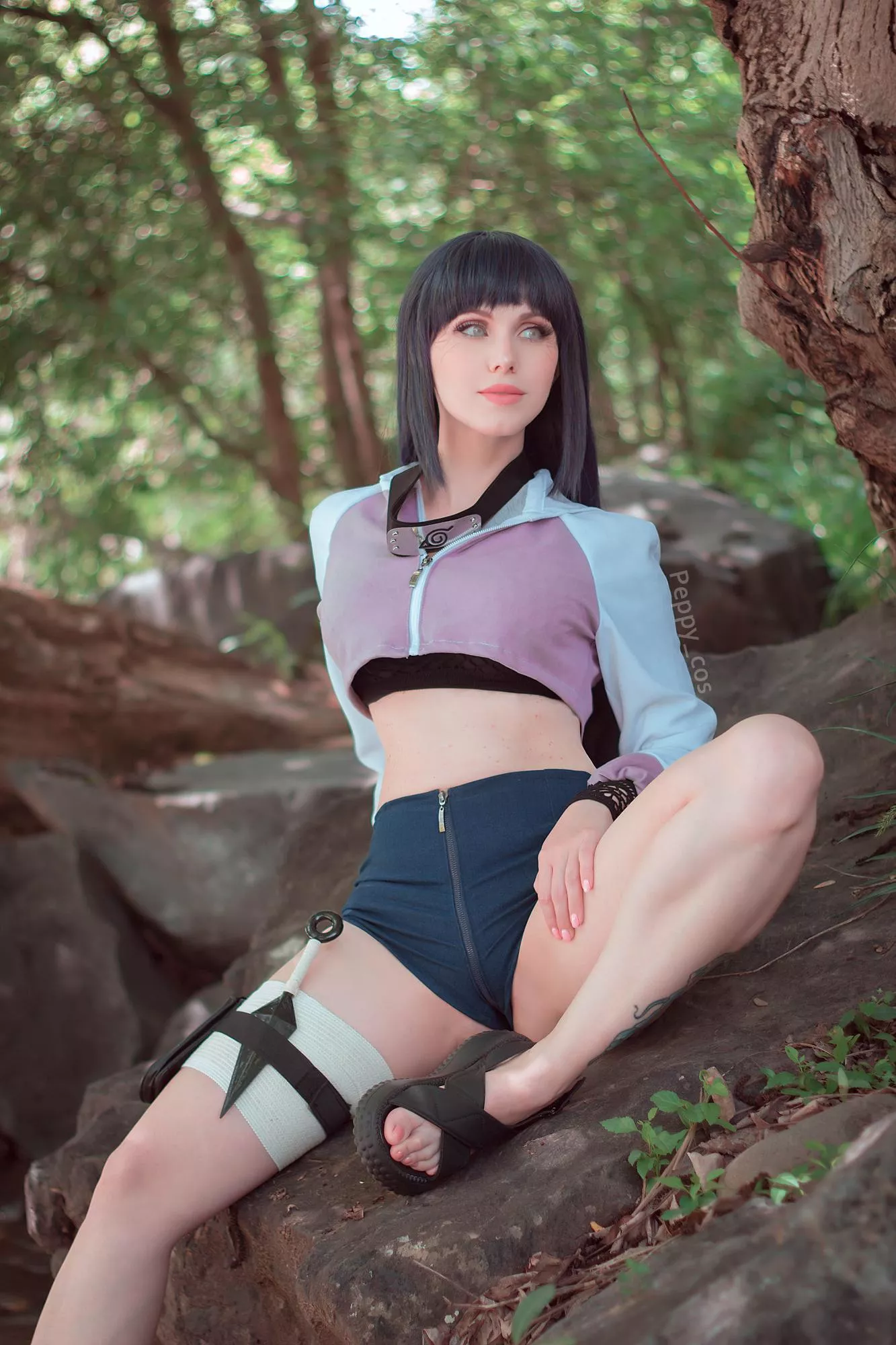 Sexy version of outfit Hinata Hyuga (by Peppy_cos)