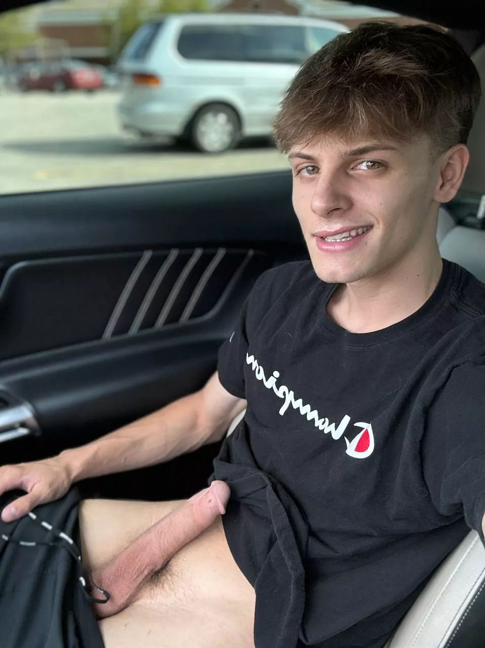 Who wants to give me road head