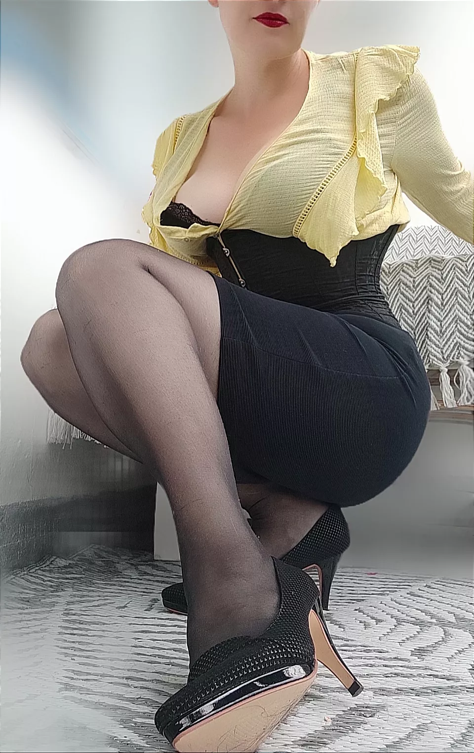 Beautiful Friday to everyone