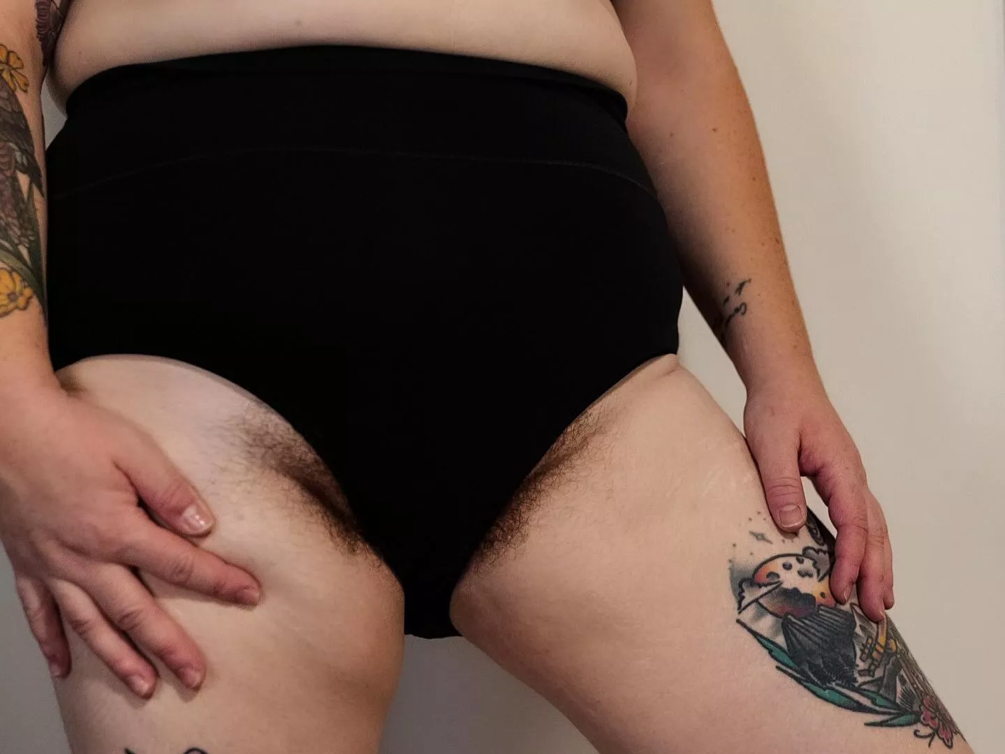 Big black panties and escaping bush