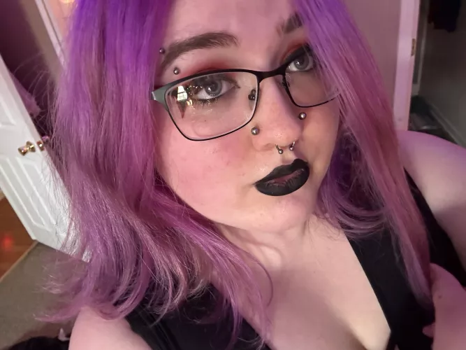 does anyone want to admit they have a crush on me ?