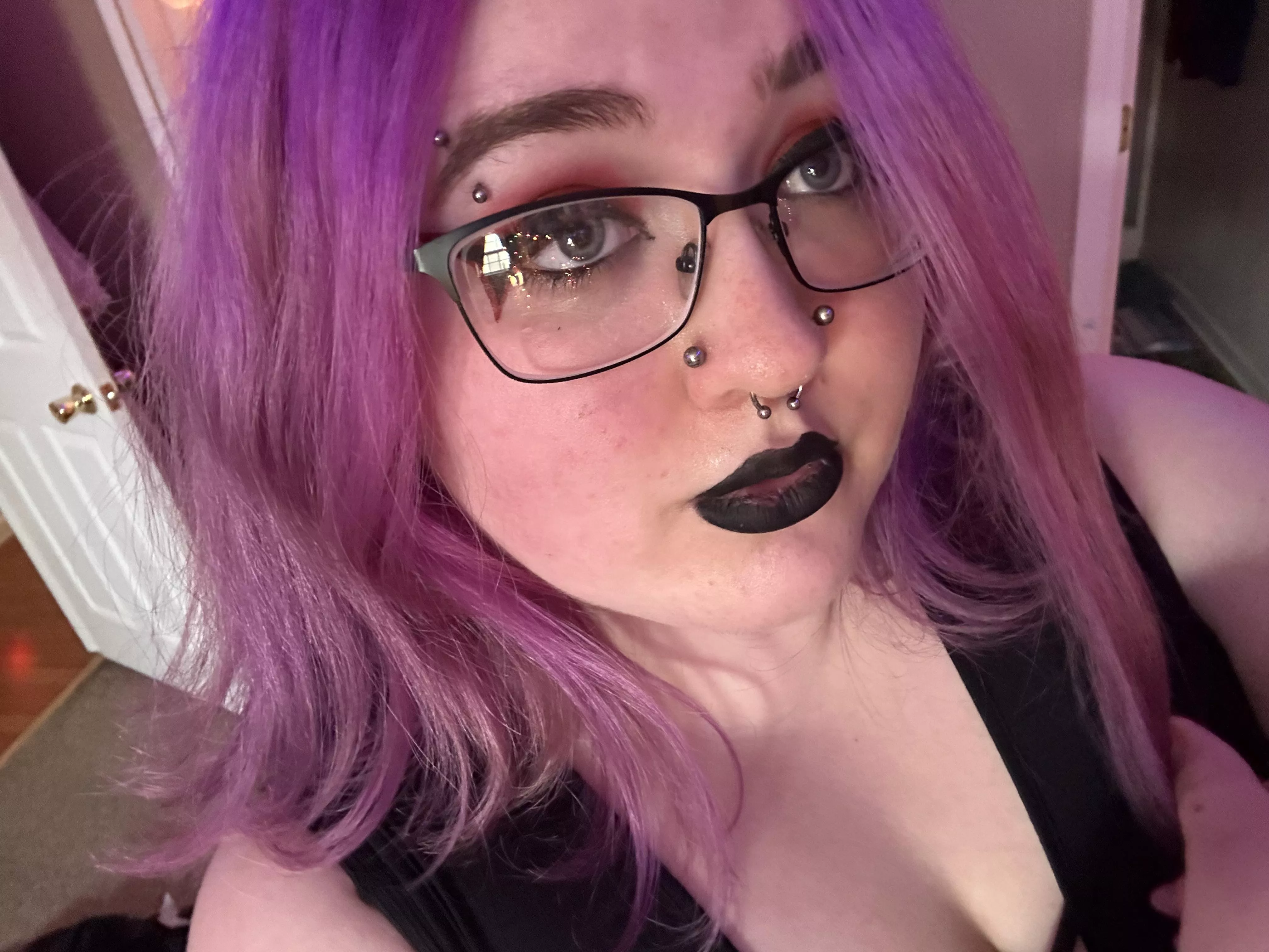 does anyone want to admit they have a crush on me ?