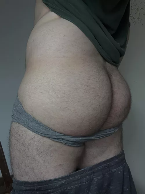 Hairy ass are the best