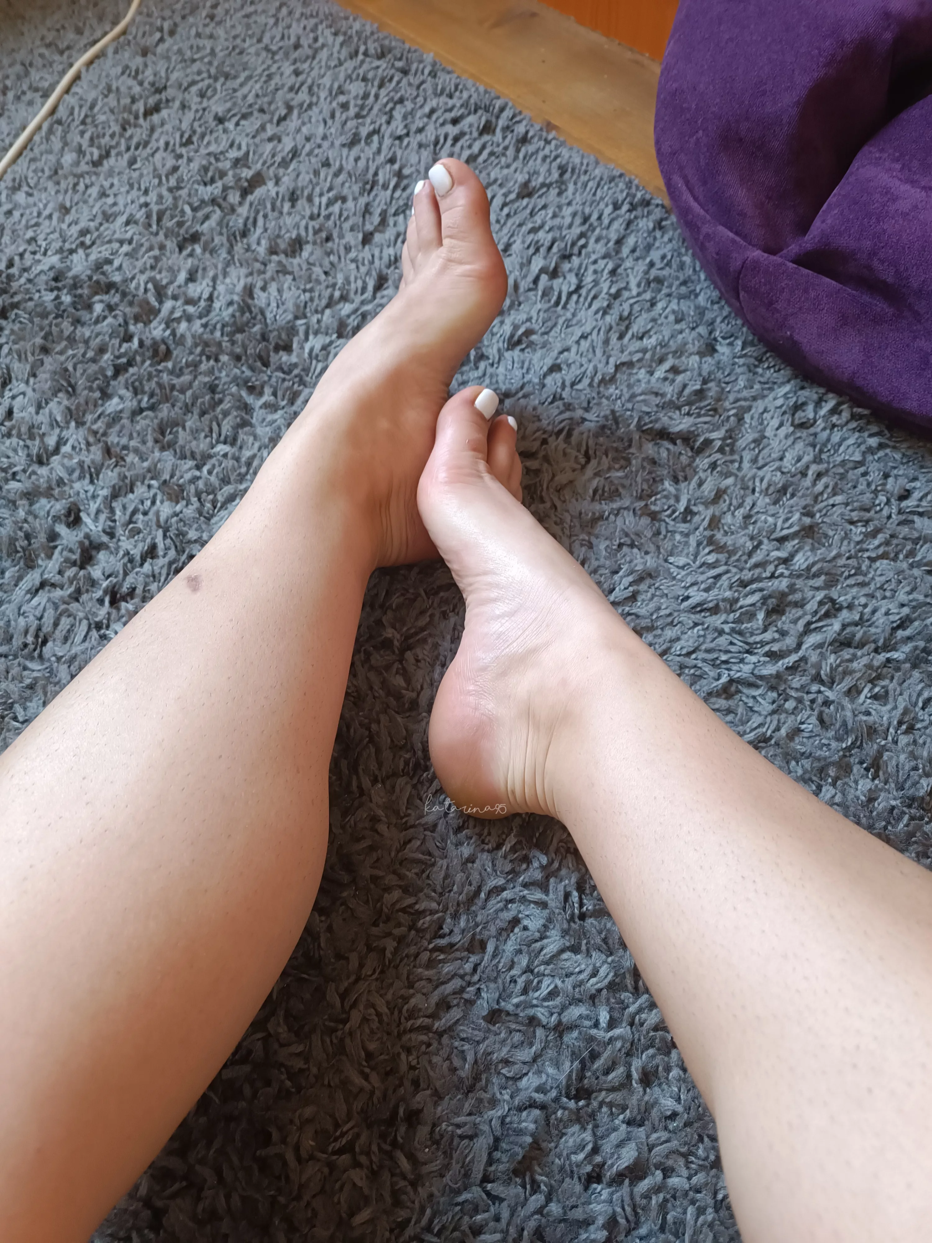 Just a simple feet pic for ya