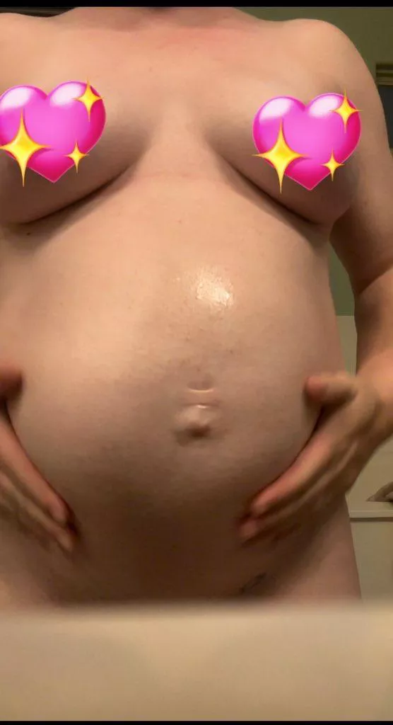 Pregnant oil rub time