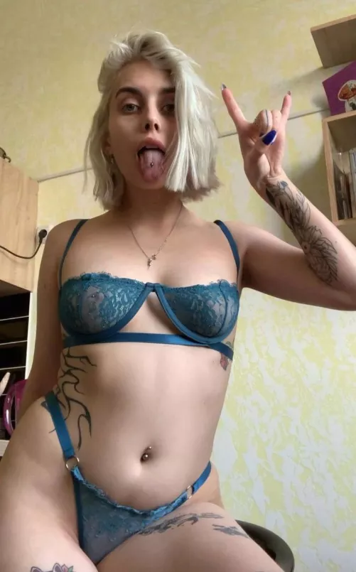 push my panties and enjoy me