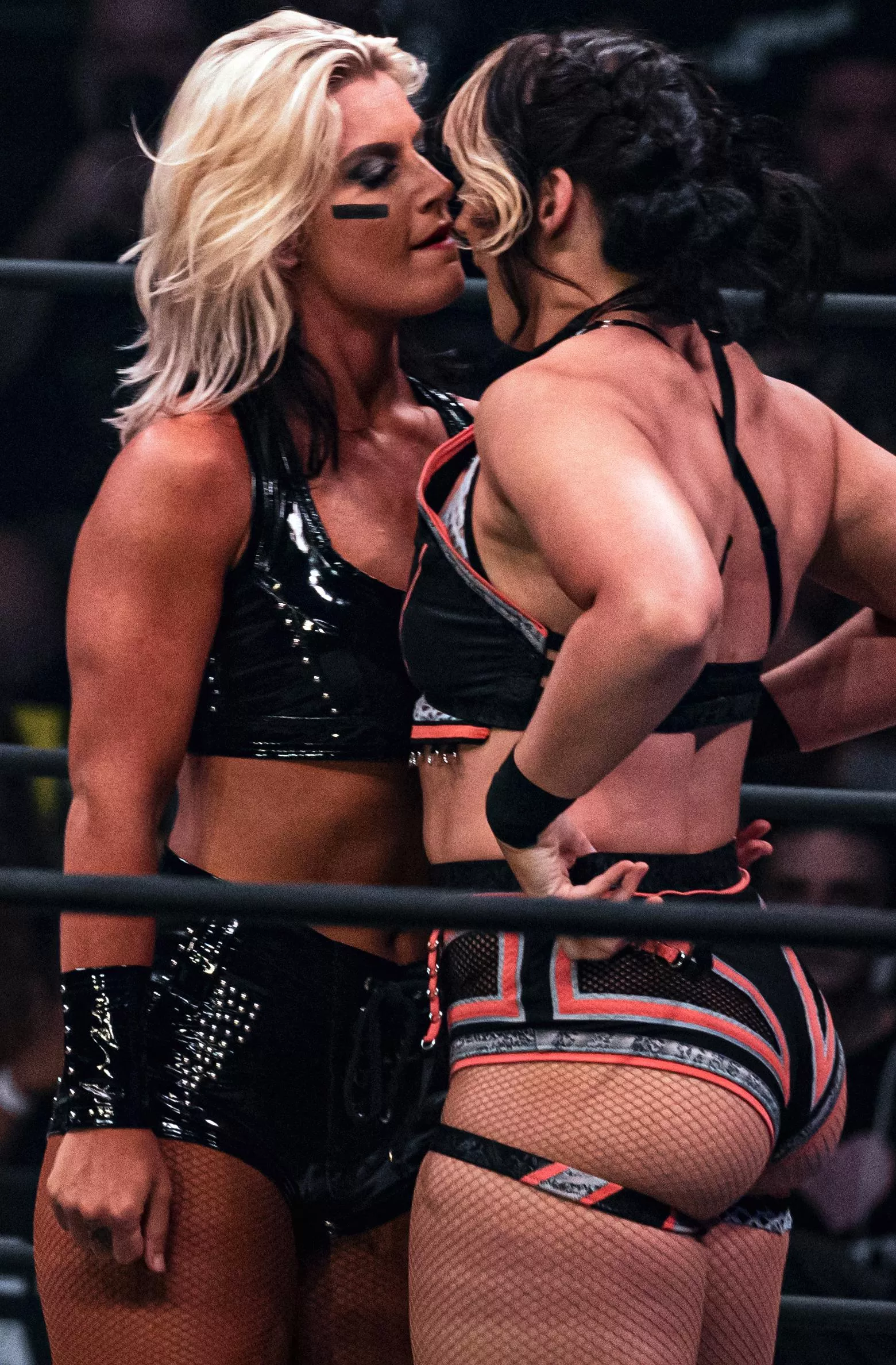 Toni Storm & Jamie Hayter