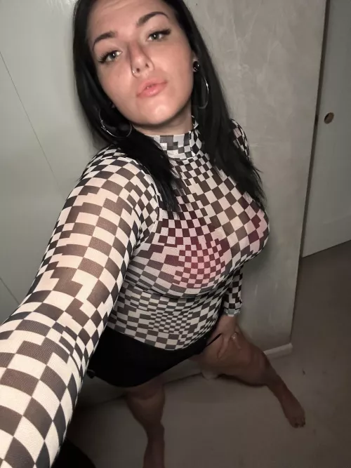 Wearing this on our date 🫶🏼