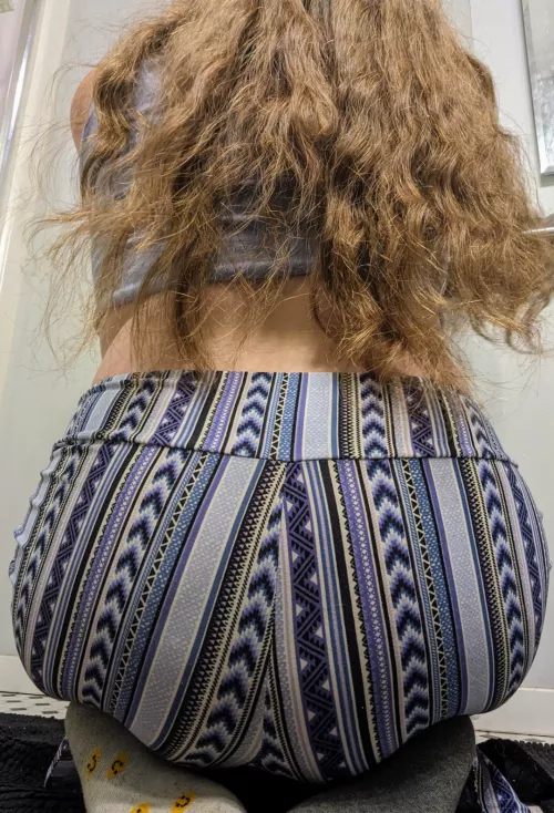 [f] the pants from behind 😋😈