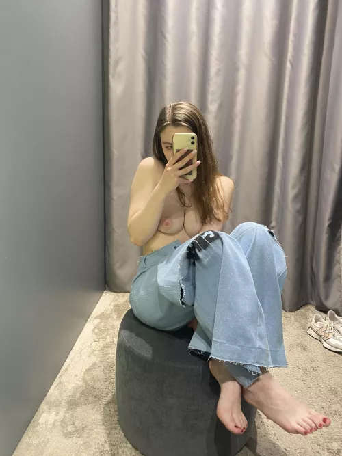 How do you like jeans? [f]