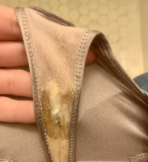 i do love when it’s creamy like this [panties] [sweaty]