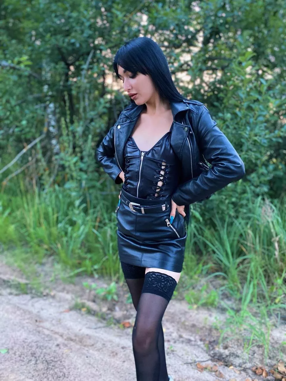 out for an evening stroll 😈🔥 who's with me? 🌿