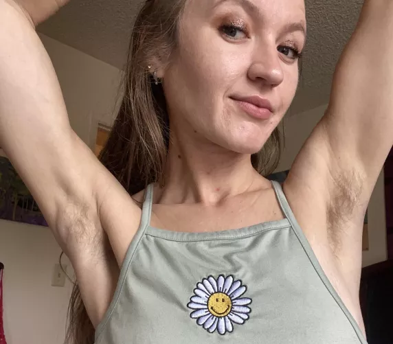 Should I keep growing them out? I’m turning so many heads this summer 🫢