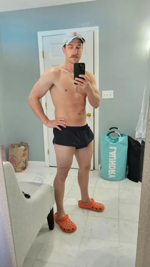 The official uniform of summer 😎