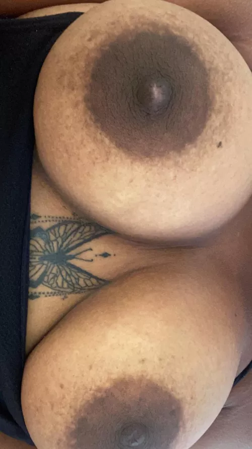 Be honest, would you cum all over my huge tits? 😏