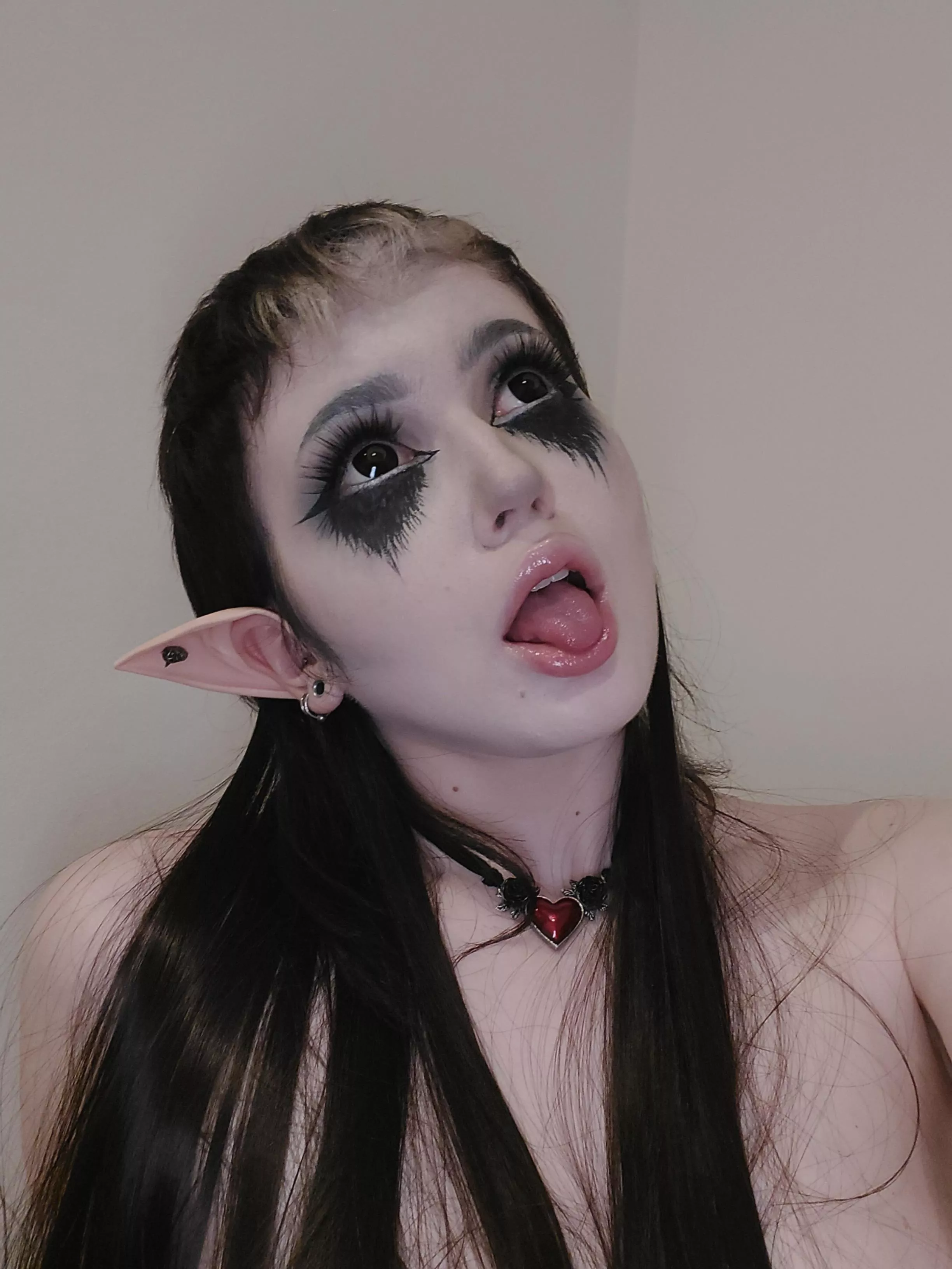 Can you make me a snack while I play elden ring? [Enby]