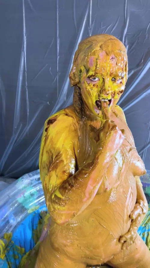 Delicious 💛🍰🤎