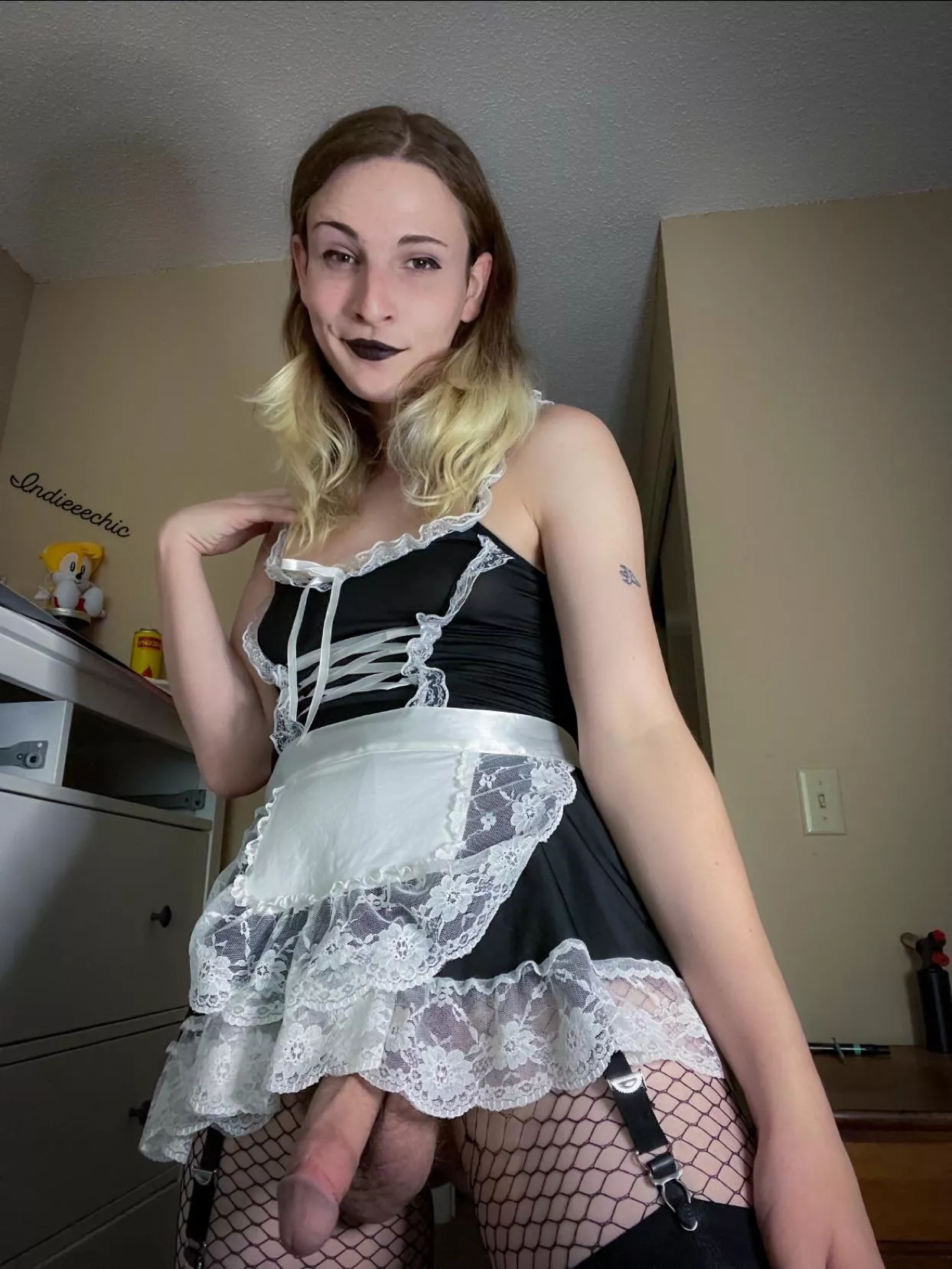 Did somebody order a femboy maid?