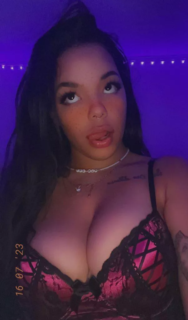 i need to be motor boatedddddd