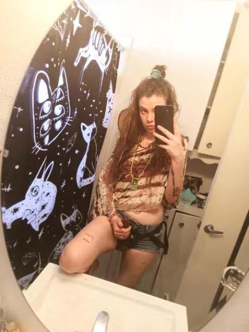 I wanna see you gag on It. 👿💦