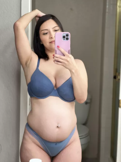 I’m your naughty girl today 😈