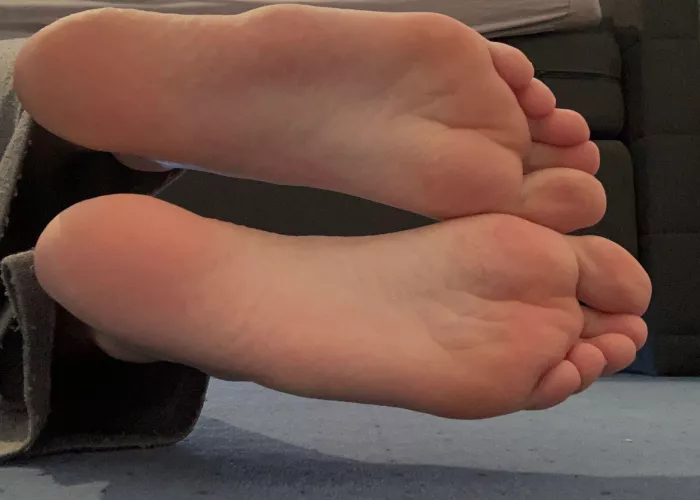 Only like this if you’d cover them in a thick load😇