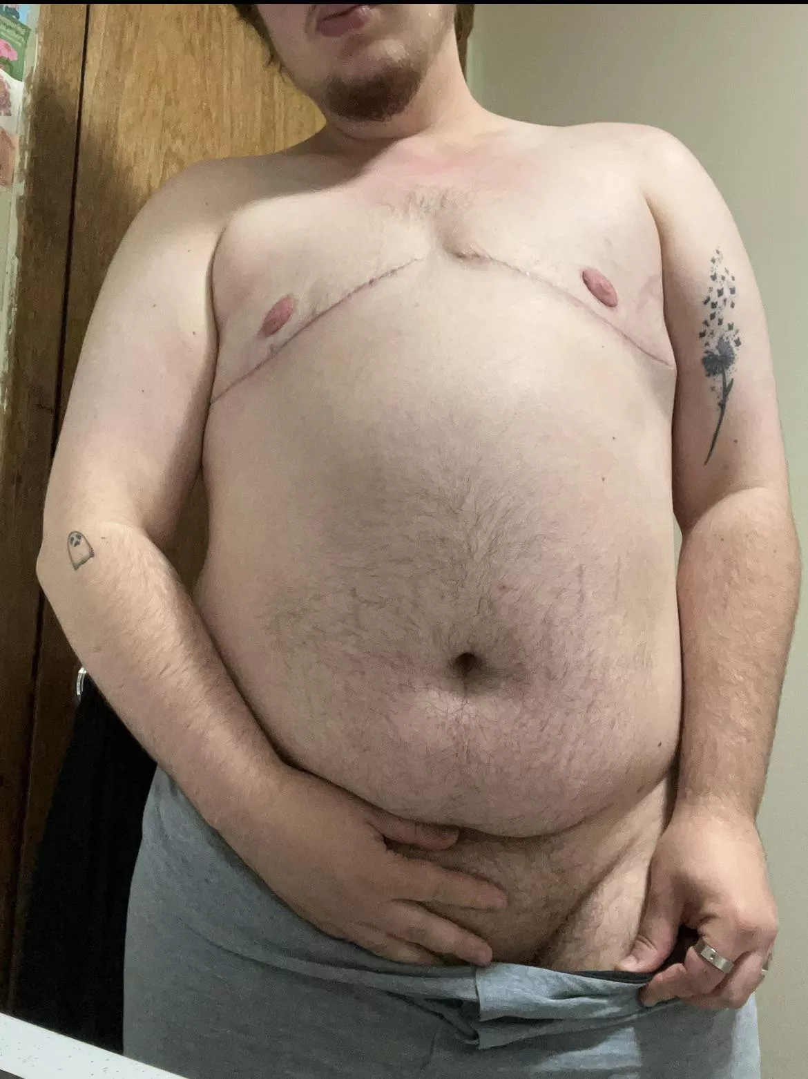 rub my belly?? ☺️