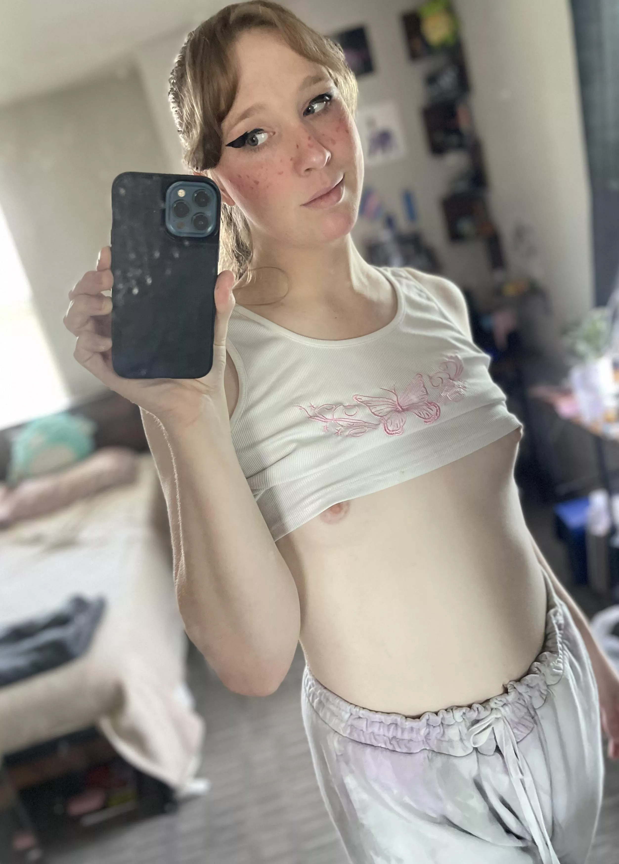 Spend this Sunday sucking my tits?