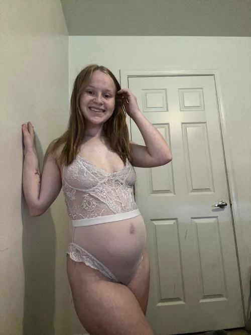 Would you still fuck me? I’m 18 & pregnant 🫣