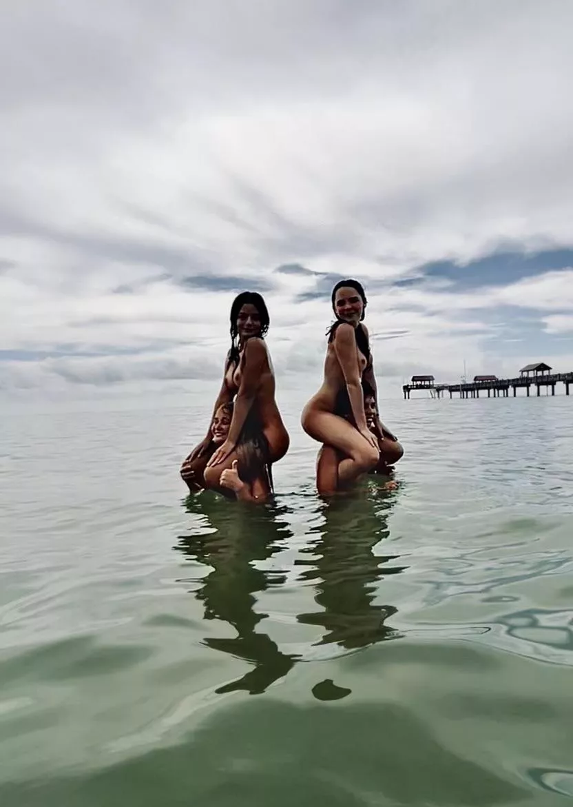 Brought friends this time 😋