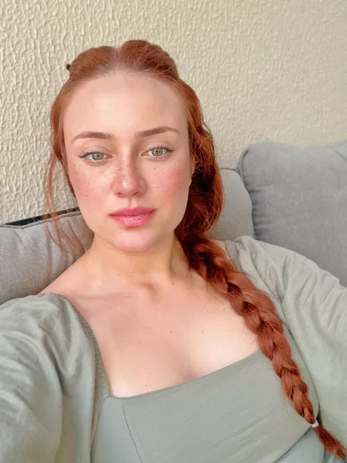 No makeup to show my freckles today [f]