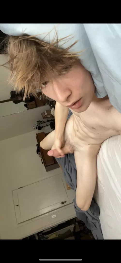 Wanna use your mouth on it:)