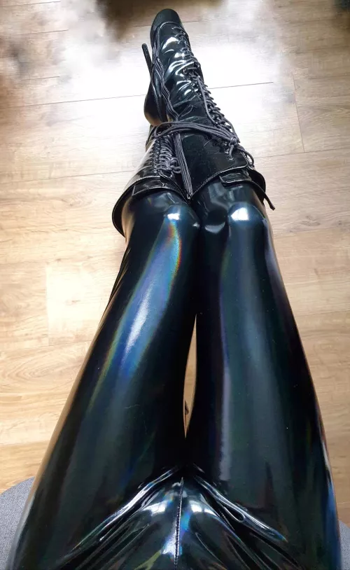 Ballet boots with shiny leggings make for a very happy femboy