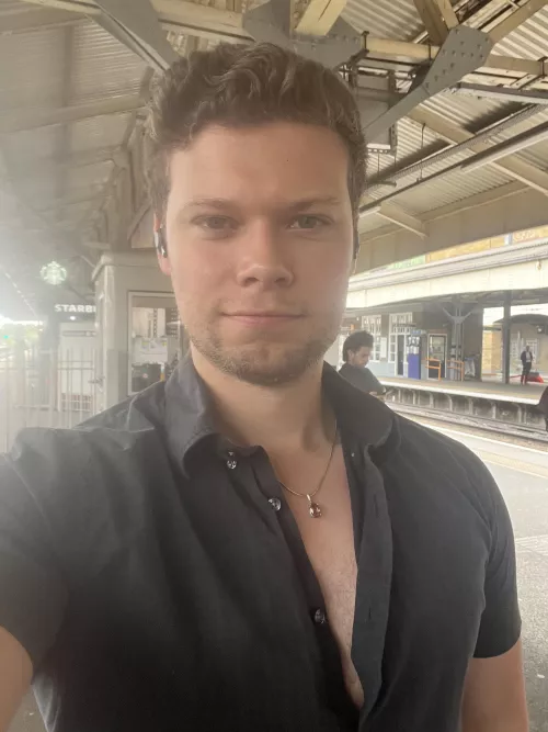 En route to meet the new boss at work 😬