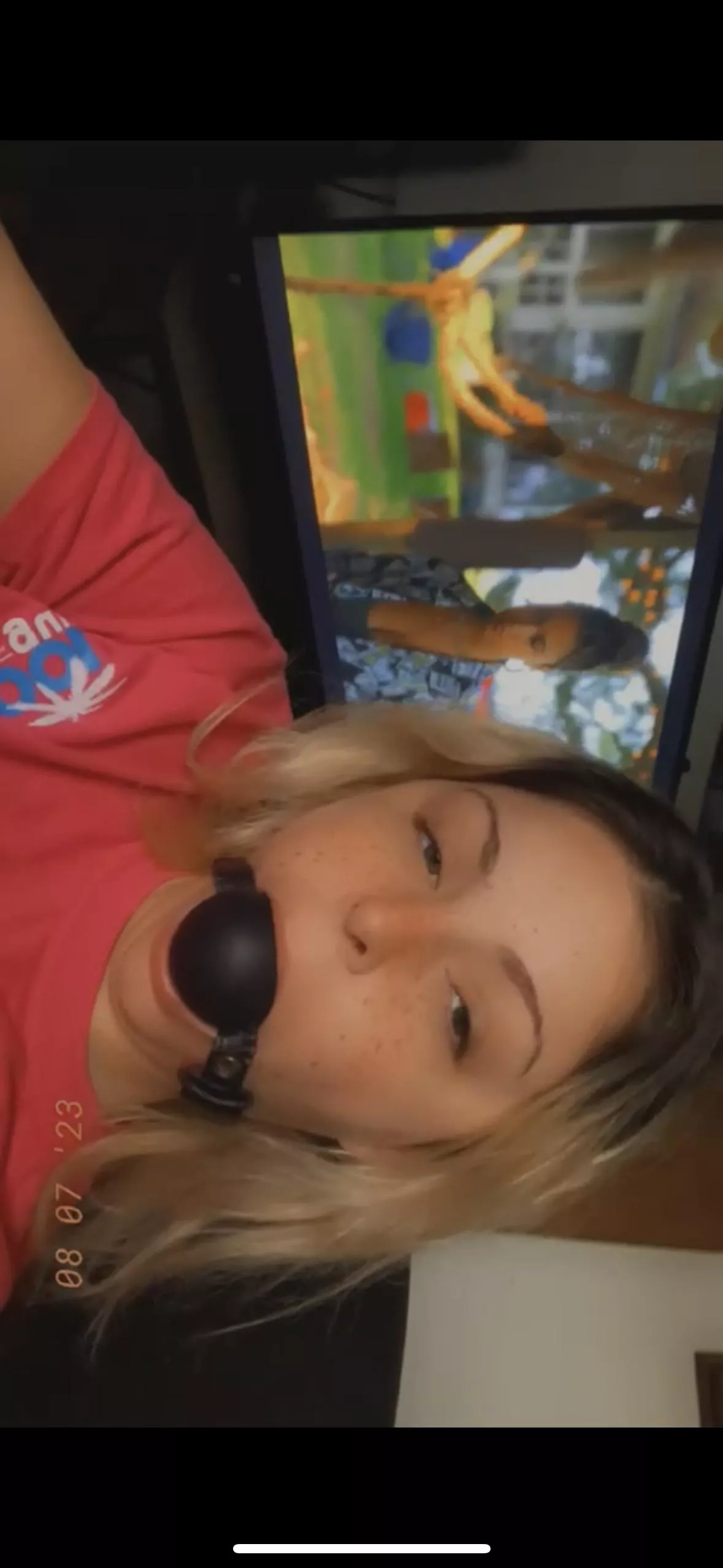 @Kinkykitten991 Was told to periodically gag herself through out the day while master was away. My good……girl.