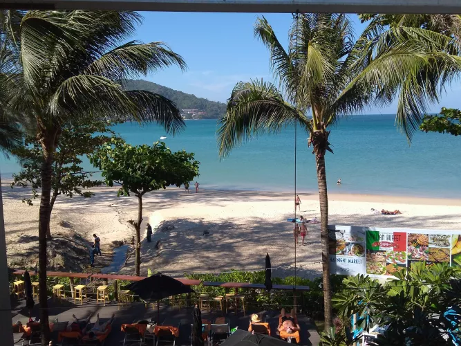 Pukhet 🏔️🏝️