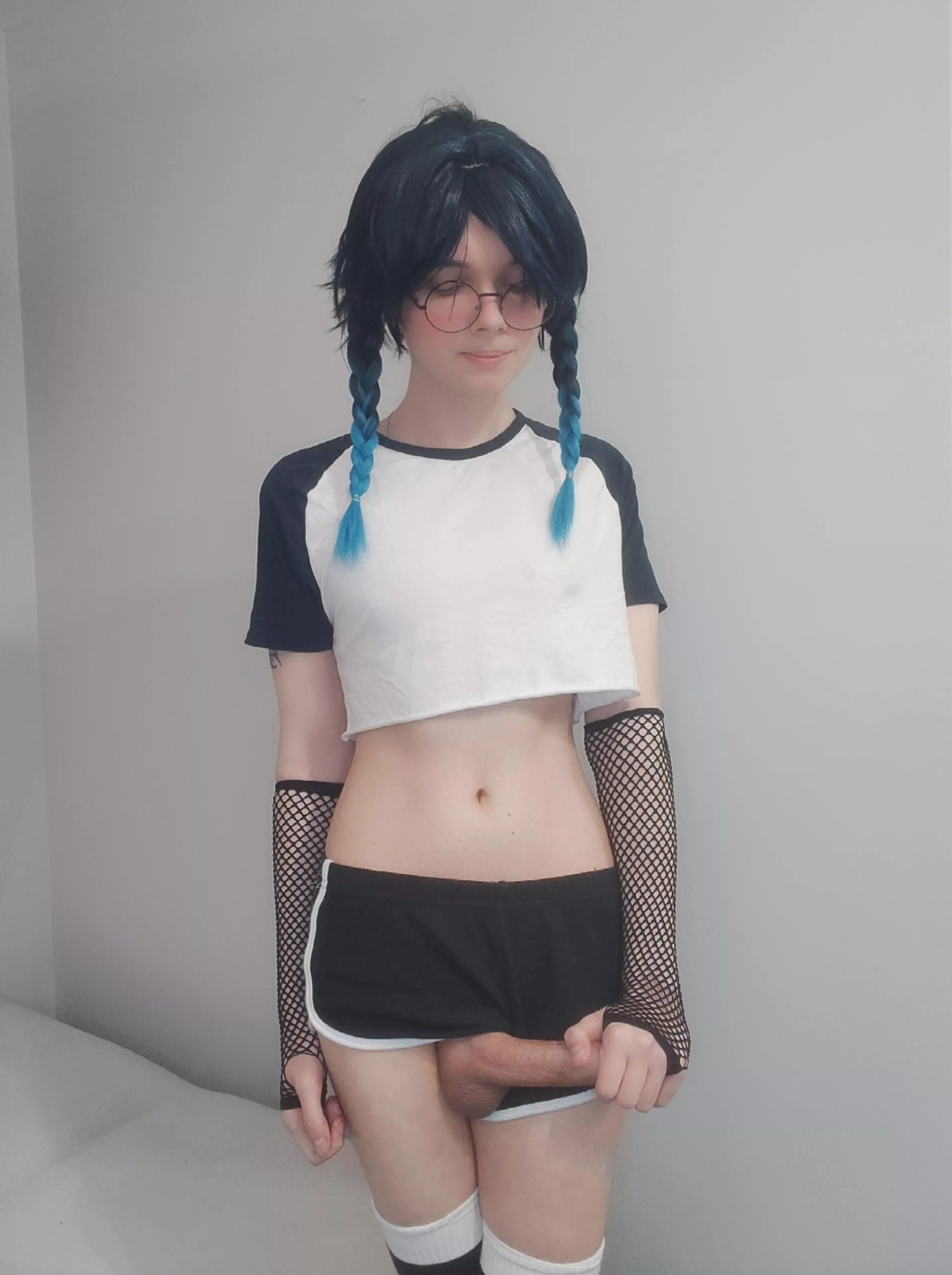 Say hi if you want to suck it 😘