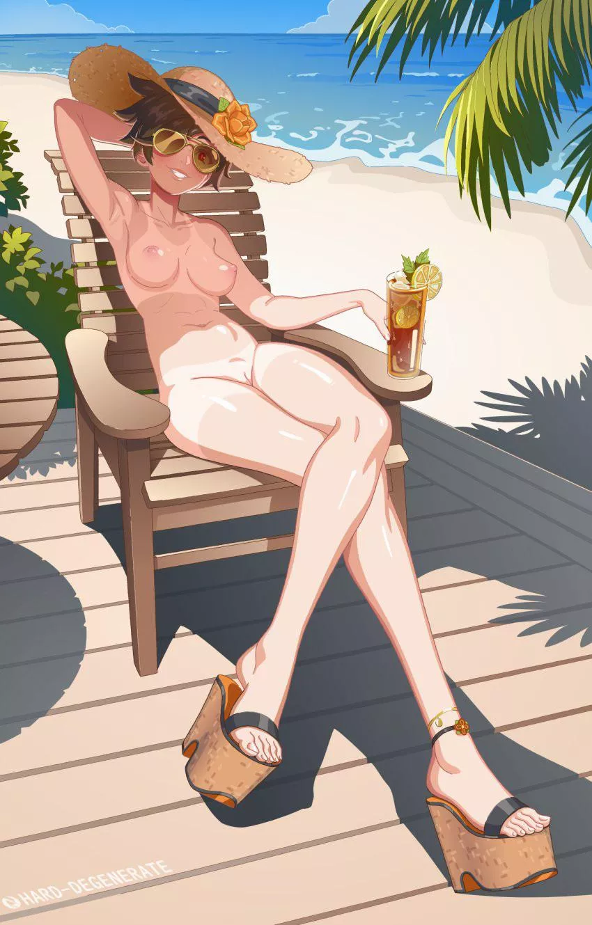 Tracer is enjoying the beach (Hard-Degenerate)