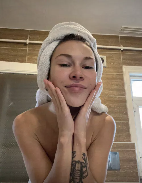 Can I fill your phone with my nudes?