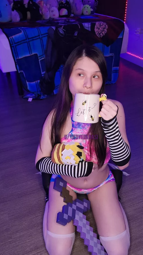 Can we game and chill?