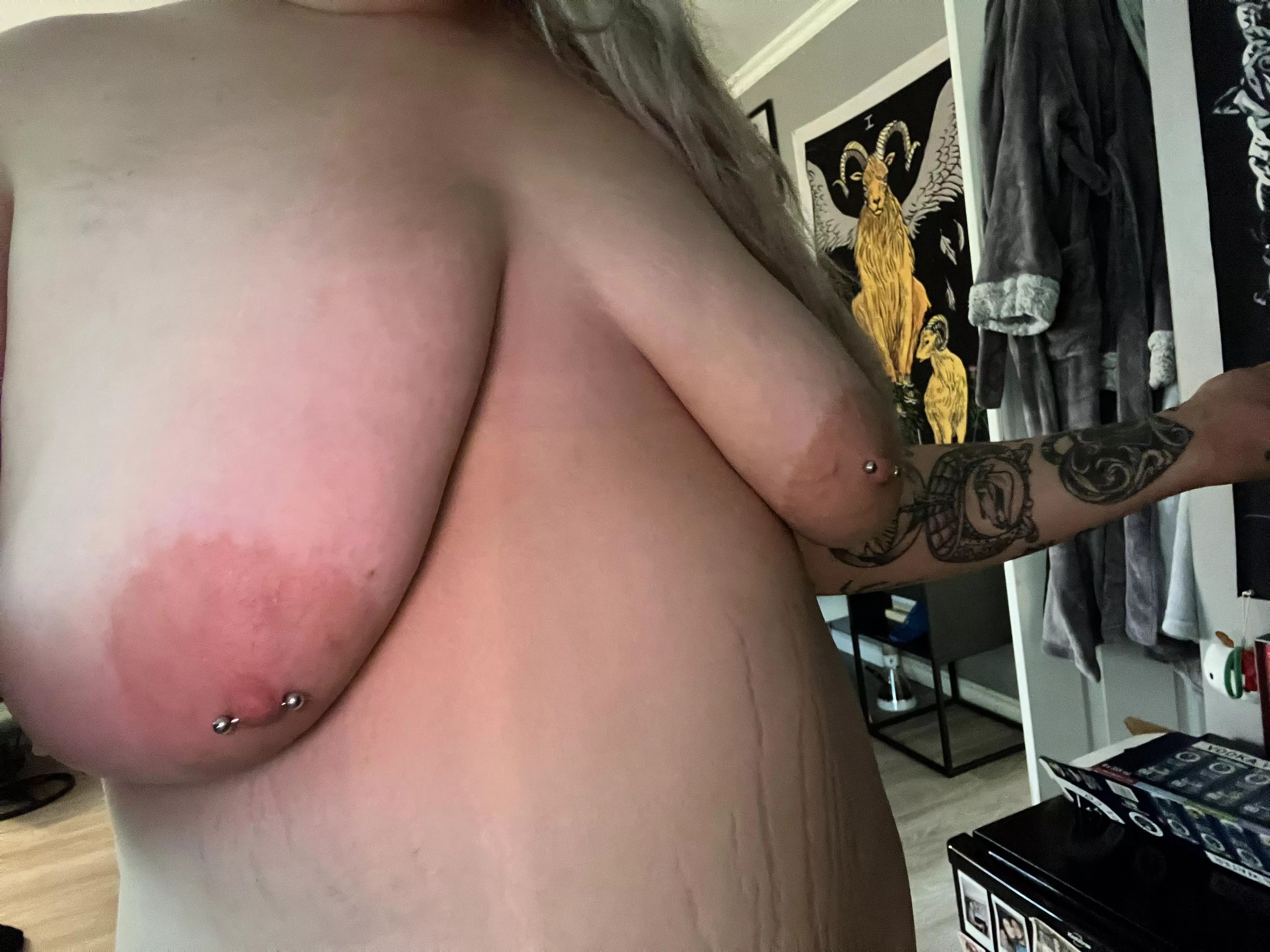 Just hanging out 😏