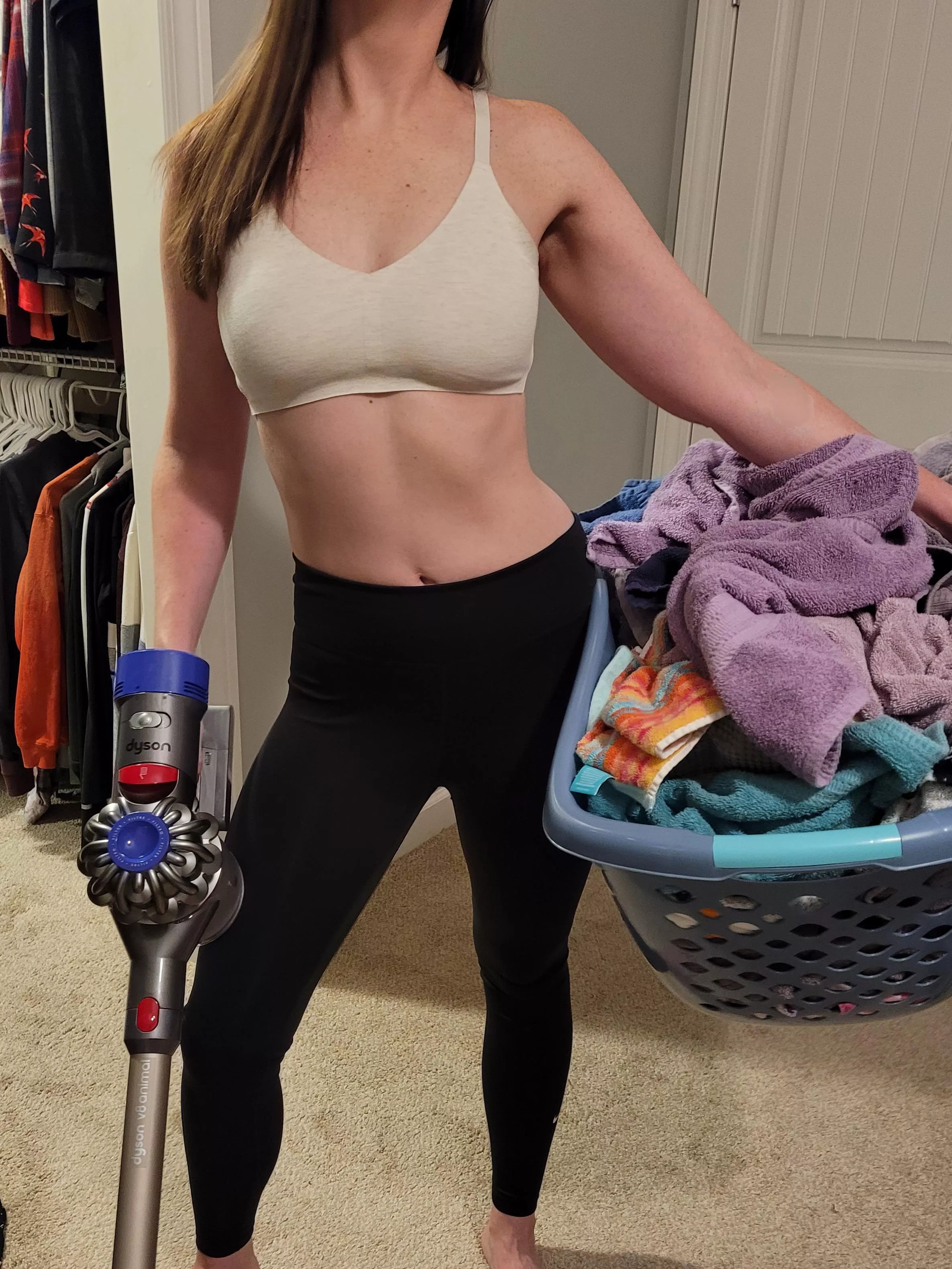 Looking like a hot housewife [F]