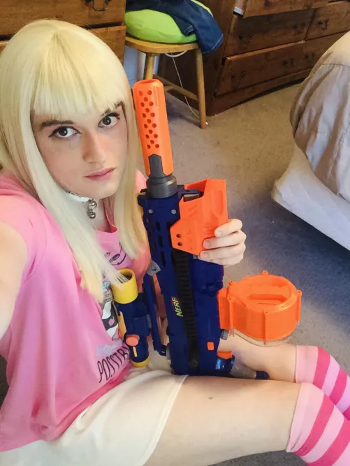 Sissies love big toys 😝