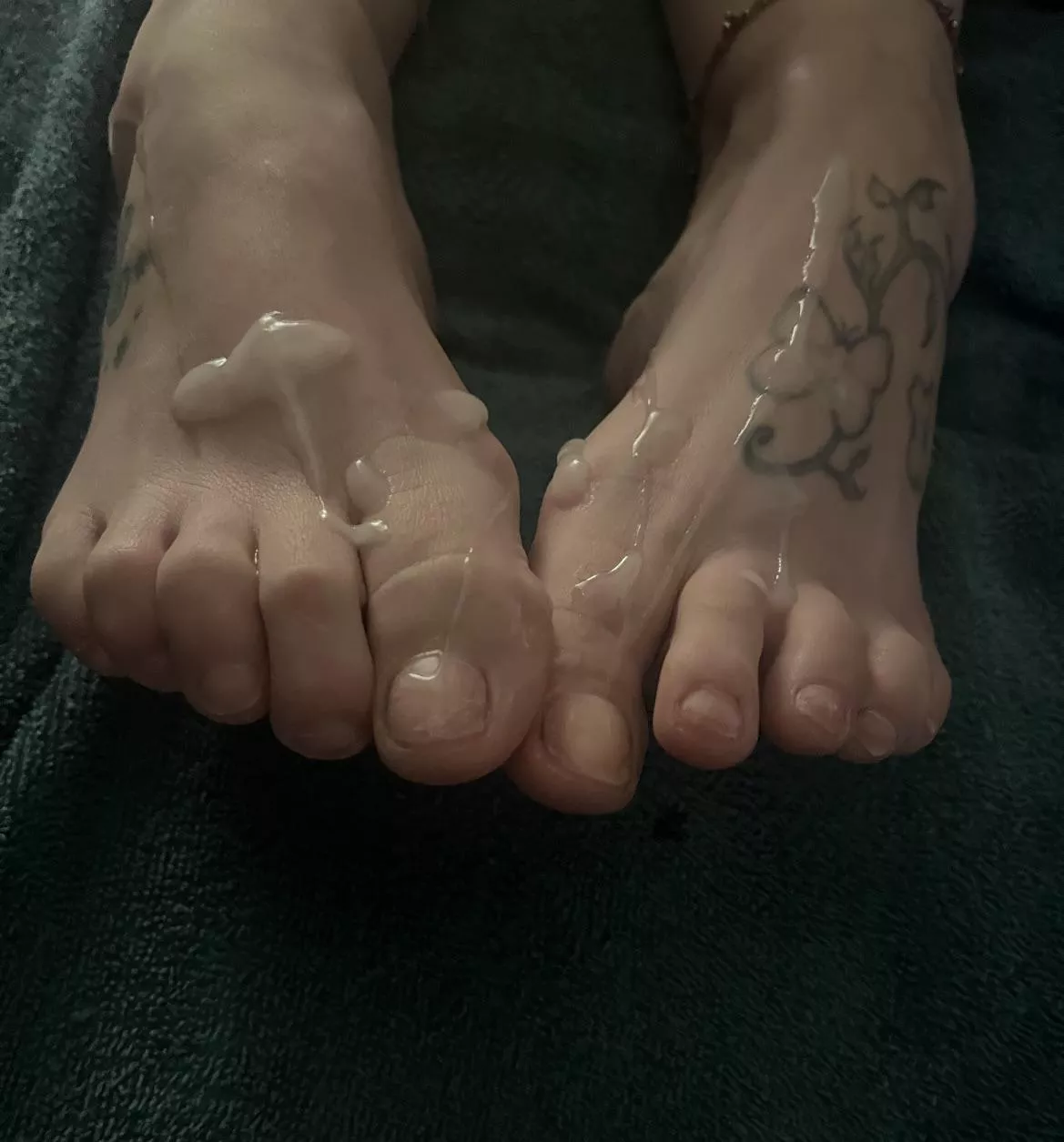 They sent him over the edge 😜💦