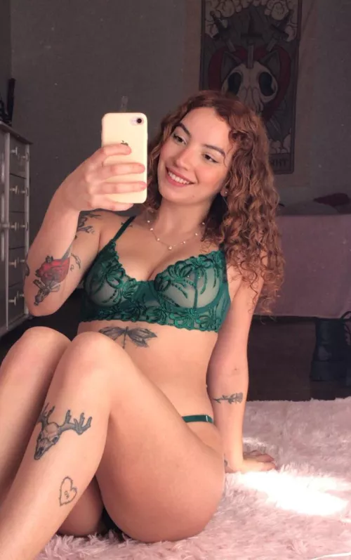 would u cuddle in bed w me [F]