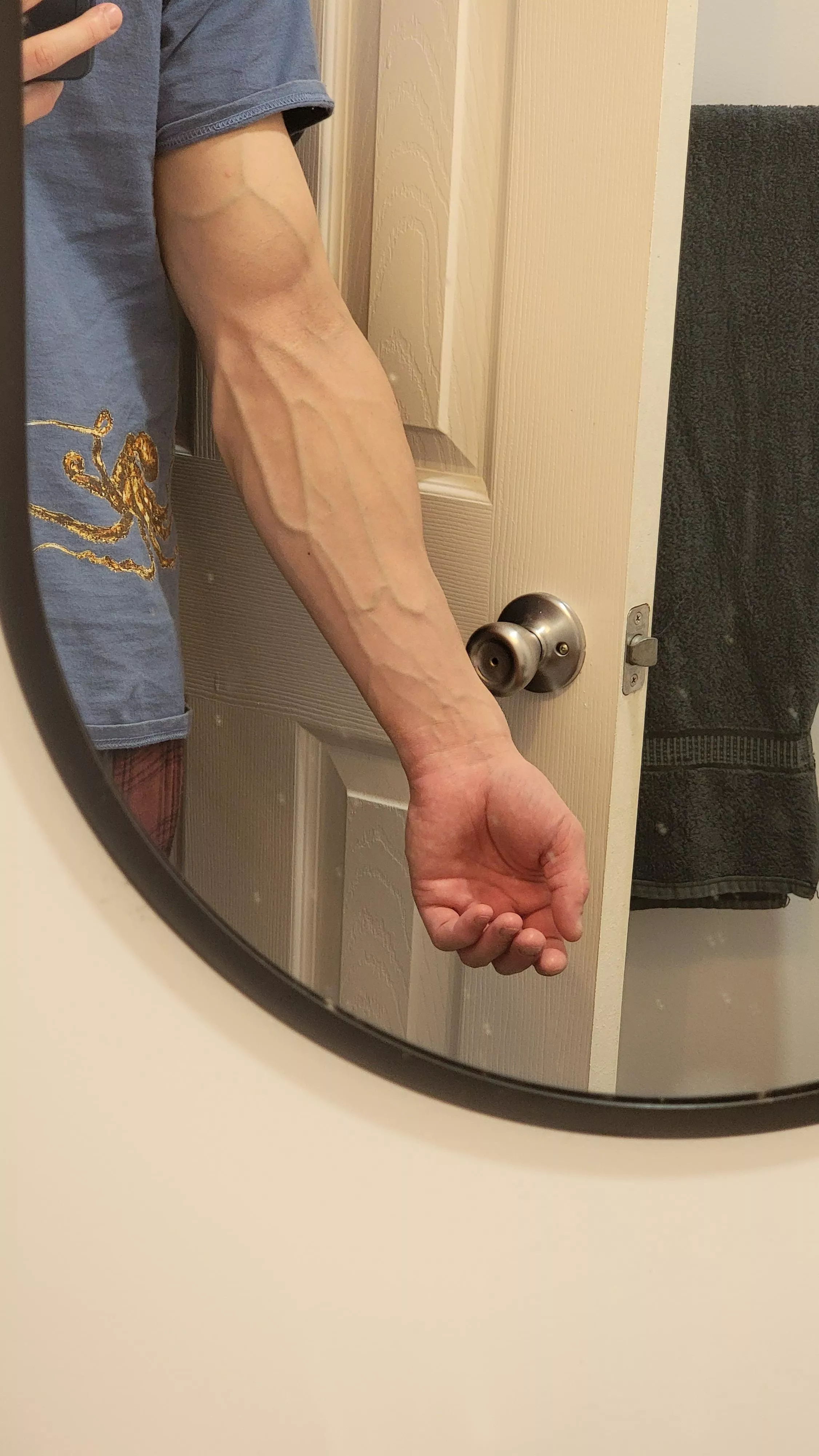 Excuse the dirty mirror