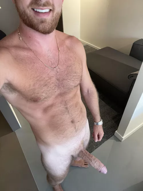 Experienced, hung & fit bull in Europe - London/Southern Italy/Mykonos